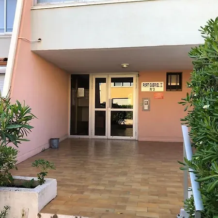 Appart T2 Cabine Climatise A 1 Min Mer + Piscine Apartmán