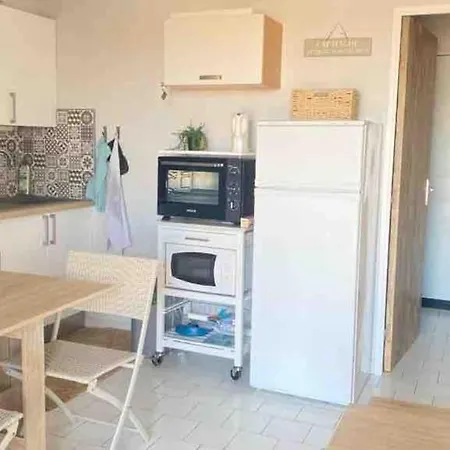 Appart T2 Cabine Climatise A 1 Min Mer + Piscine Apartmán